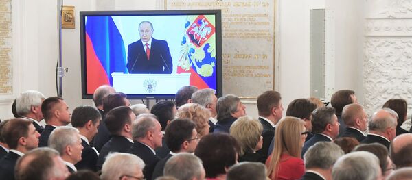 Ежегодное послание президента РФ В. Путина Федеральному Собранию - Sputnik Узбекистан