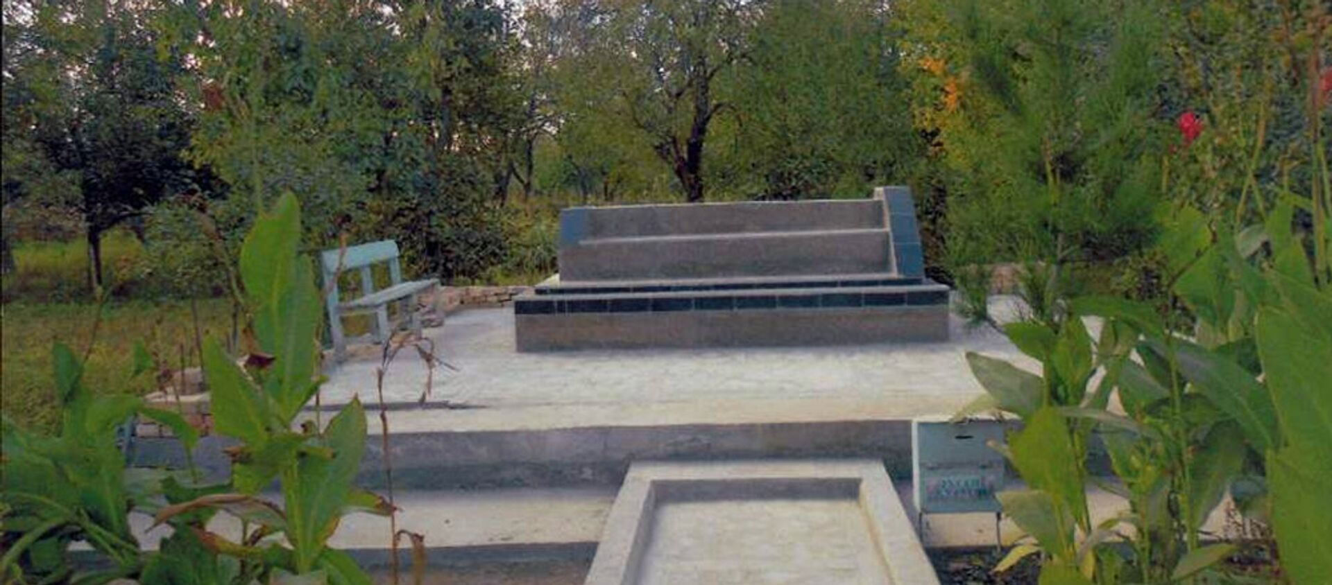 Мавзолей в Туракургане - Sputnik Узбекистан, 1920, 05.12.2016