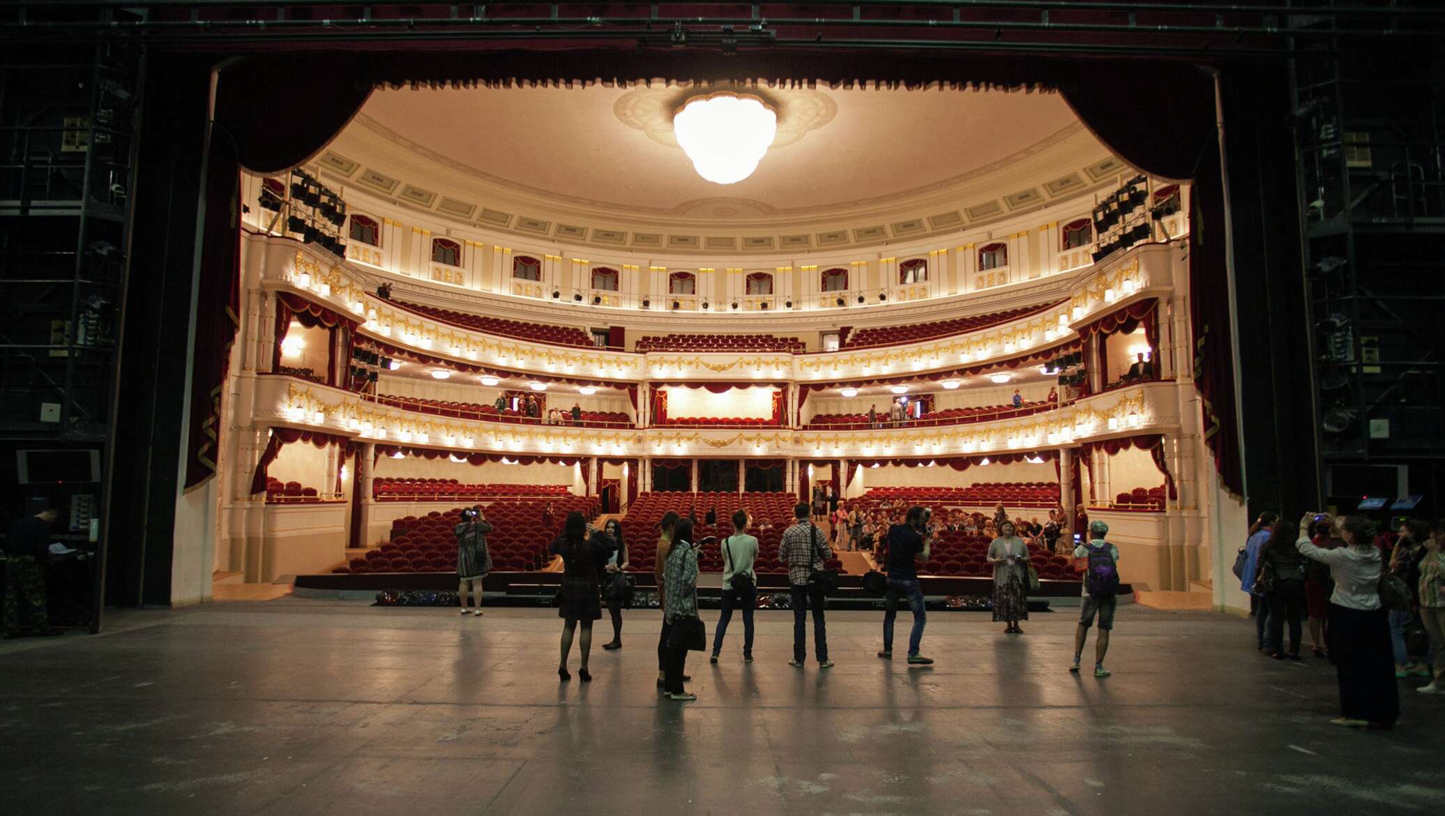 театр оперы и балета минск зал