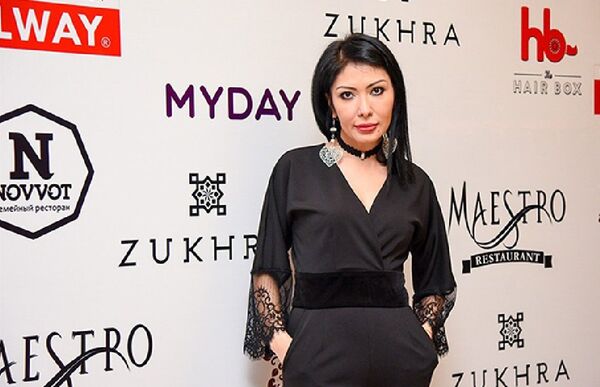 Художник и дизайнер Зухра Абдусаттарова - Sputnik Узбекистан