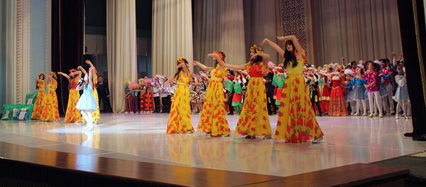 Благотворительный концерт в Ташкенте при участии посольства Азербайджана в РУз Благотворительный концерт в Ташкенте при участии посольства Азербайджана в РУз - Sputnik Ўзбекистон