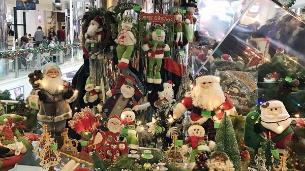 Ярмарка новогодних игрушек ручной работы - Sputnik Узбекистан