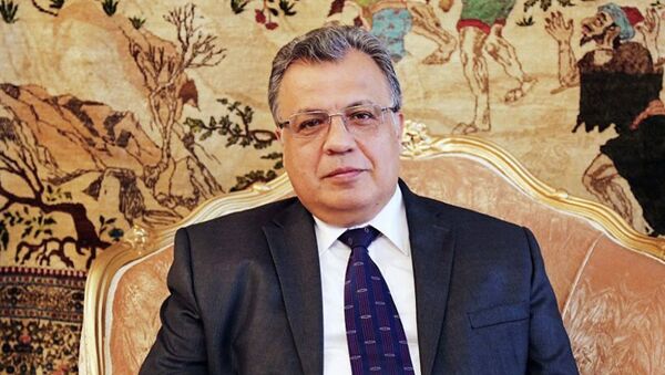 После покушения скончался посол России в Турции Андрей Карлов - Sputnik Ўзбекистон