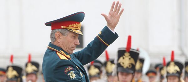 Главный военный дирижер ВС РФ, музыкальный руководитель фестиваля Валерий Халилов Главный военный дирижер ВС РФ, музыкальный руководитель фестиваля Валерий Халилов - Sputnik Узбекистан