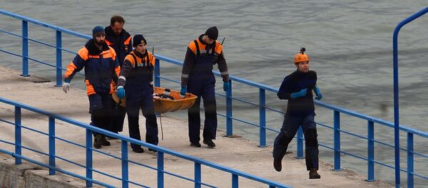 Поисково-спасательные работы на месте крушения самолета Ту-154 Минобороны РФ в Сочи - Sputnik Узбекистан