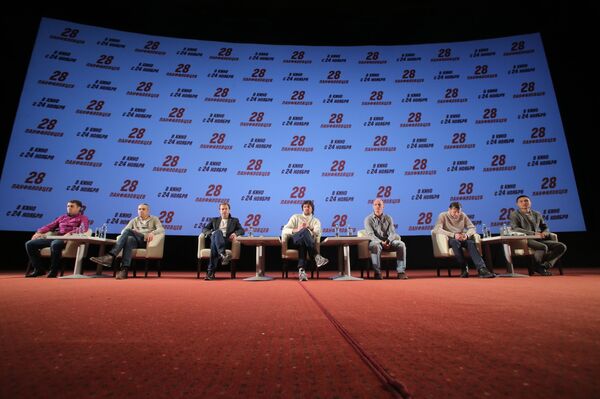 П/к создателей фильма 28 панфиловцев - Sputnik Узбекистан