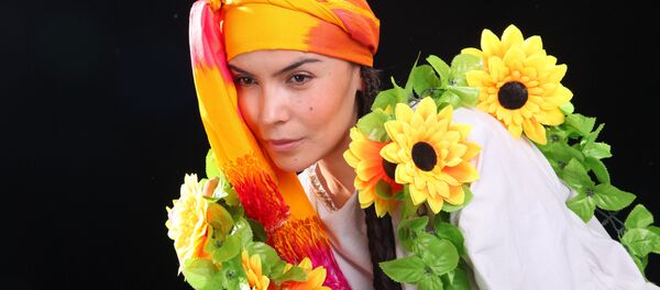 Нигора Каримбаева поздравила узбекистанцев с Новым годом - Sputnik Узбекистан