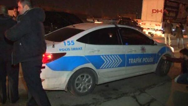 İstanbul'da polis aracına ateş açıldı - Sputnik Узбекистан