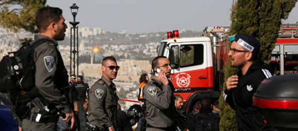 Қуддусда террорчи юк автомобилини одамлар устига ҳайдади Қуддусда террорчи юк автомобилини одамлар устига ҳайдади - Sputnik Ўзбекистон