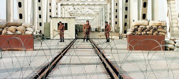 Узбекские солдаты на границе Узбекистана и Афганистана - Sputnik Узбекистан