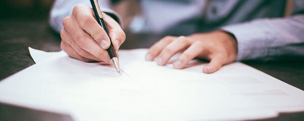 Подпись документов - Sputnik Узбекистан