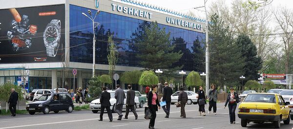 Здание универмага в Ташкенте Здание универмага в Ташкенте - Sputnik Узбекистан