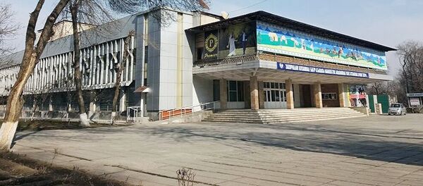 Ошский узбекский академический музыкально-драматический театр имени Бабура Ошский узбекский академический музыкально-драматический театр имени Бабура - Sputnik Ўзбекистон