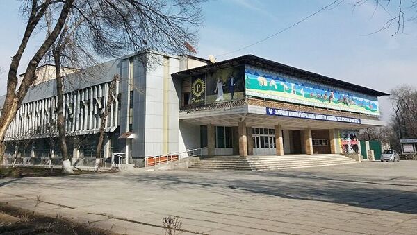 Oshskiy uzbekskiy akademicheskiy muzikalno-dramaticheskiy teatr imeni Babura - Sputnik O‘zbekiston
