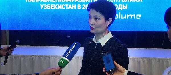 Заместитель председателя Сената Олий Мажлиса Светлана Артыкова Заместитель председателя Сената Олий Мажлиса Светлана Артыкова - Sputnik Узбекистан