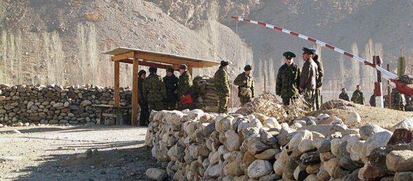 КПП на границе Таджикистана КПП на границе Таджикистана - Sputnik Ўзбекистон
