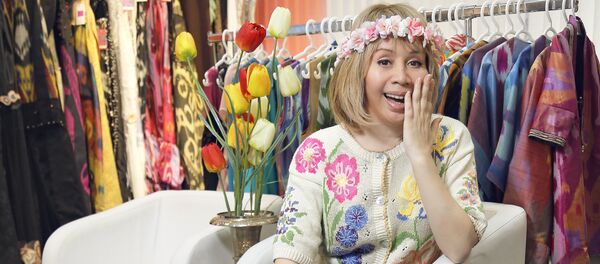 Дизайнер Лали Фазылова Дизайнер Лали Фазылова - Sputnik Узбекистан