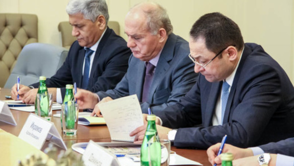 Ministr zdravooxraneniya Uzbekistana posetil medsentr v Peterburge - Sputnik O‘zbekiston