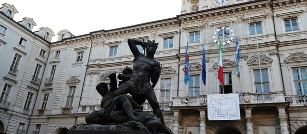 Torino, piazza Palazzo di Città - Sputnik Узбекистан