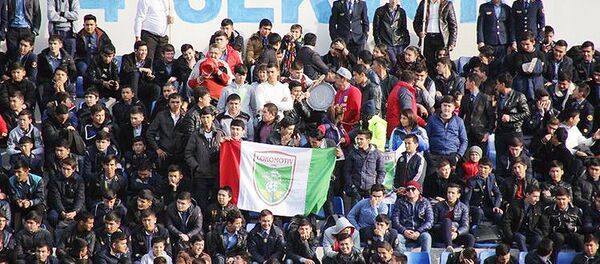 Болельщики ФК Локомотив - Sputnik Узбекистан