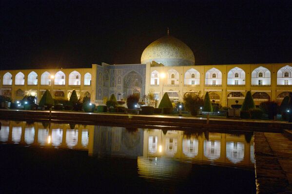 Мечеть Имама в городе Исфахан в Иране - Sputnik Узбекистан