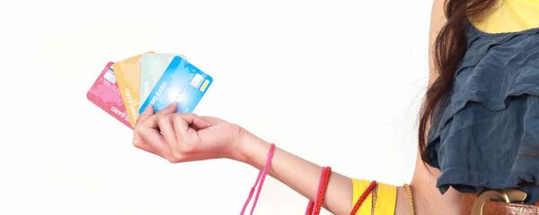 Пластиковые карты Uzcard Пластиковые карты Uzcard - Sputnik Ўзбекистон