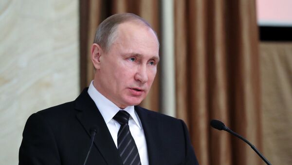 Президент РФ Владимир Путин выступает на заседании коллегии Федеральной службы безопасности - Sputnik Узбекистан