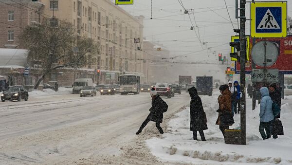 Снегопад в Санкт-Петербурге - Sputnik Узбекистан