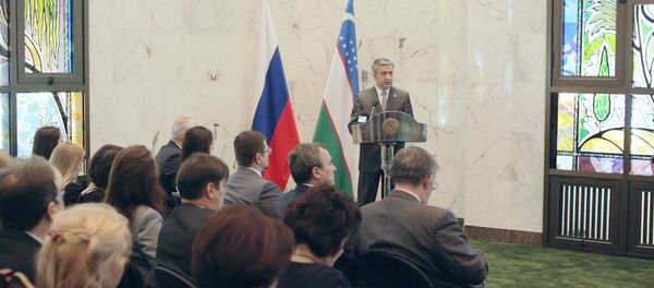 В посольстве РУз в России рассказали о перспективах трудовой миграции - Sputnik Узбекистан