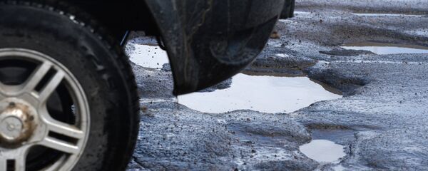 Разбитые дороги - Sputnik Узбекистан