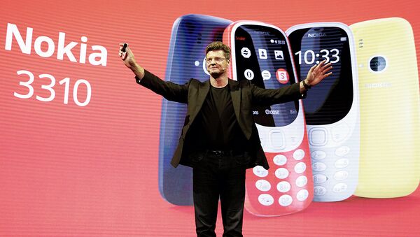 Afsonaviy Nokia 3310 telefonining yangilangan versiyasi - Sputnik Oʻzbekiston