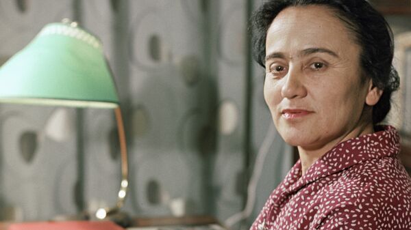 Отборочный тур конкурса имени Зульфии состоится 16 января - Sputnik Узбекистан