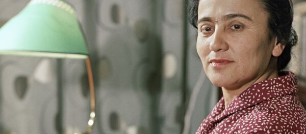 Узбекская поэтесса Зульфия - Sputnik Узбекистан