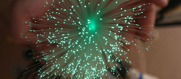 Пучок оптического волокна Пучок оптического волокна - Sputnik Ўзбекистон