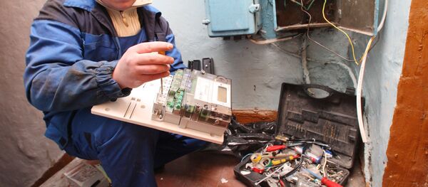 Электр ҳисоблагич ўрнатиш жараёни - Sputnik Ўзбекистон