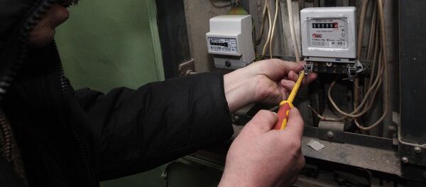 Замена старых электросчетчиков в жилых домах - Sputnik Узбекистан