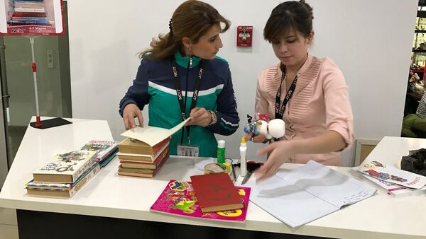 Благотворительная акция по сбору книг для больных детей - Sputnik Узбекистан