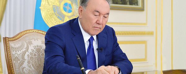 Қозоғистон президенти Нурсултон Назарбоев Қозоғистон президенти Нурсултон Назарбоев - Sputnik Ўзбекистон