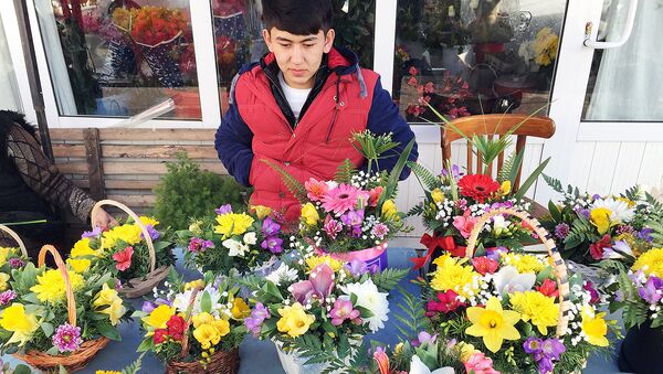 Продавец цветов - Sputnik Узбекистан