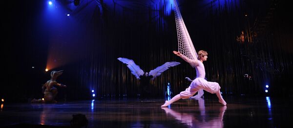 Репетиция шоу Varekai канадского Cirque du Soleil в Москве - Sputnik Узбекистан