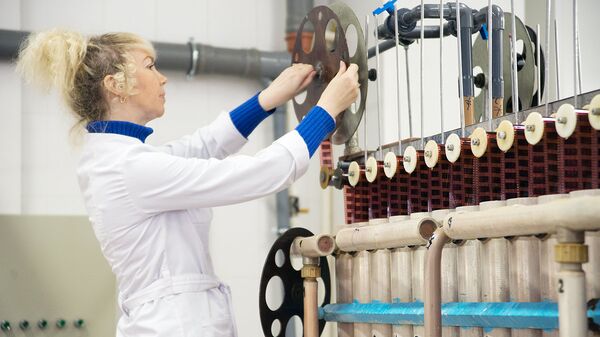 Сотрудник Госфильмофонда Сотрудник Госфильмофонда - Sputnik Узбекистан