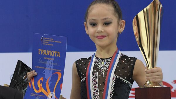 Узбекская гимнастка Самира Салиева - Sputnik Узбекистан