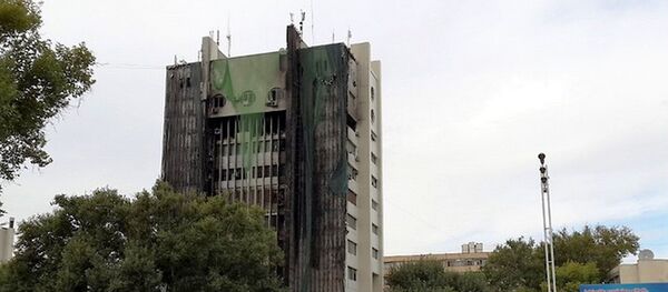 Сгоревшее здание бизнес-центра в Ташкенте Сгоревшее здание бизнес-центра в Ташкенте - Sputnik Узбекистан