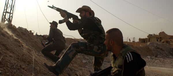 Бой с боевиками ИГ в Сирии Бой с боевиками ИГ в Сирии - Sputnik Узбекистан