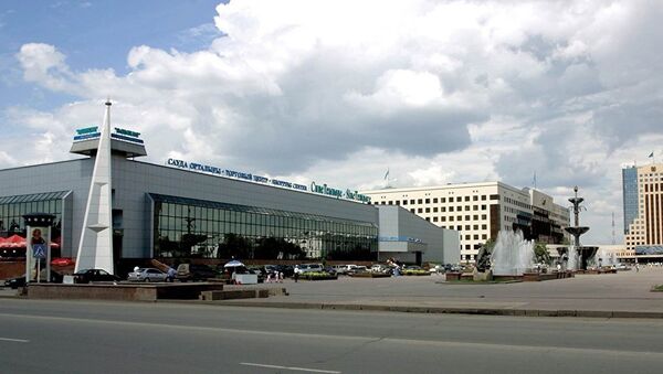 Центральный универмаг в Астане - Sputnik Узбекистан