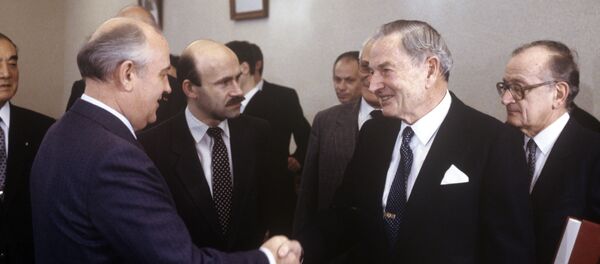 Михаил Горбачев и Дэвид Рокфеллер - Sputnik Узбекистан