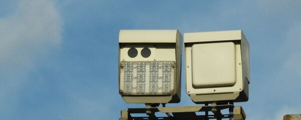 Камера фиксации нарушений на дороге Камера фиксации нарушений на дороге - Sputnik Ўзбекистон