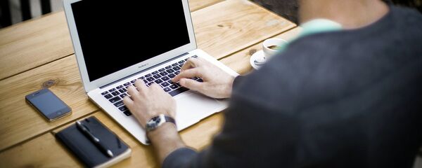 Работа за компьютером Работа за компьютером - Sputnik Ўзбекистон