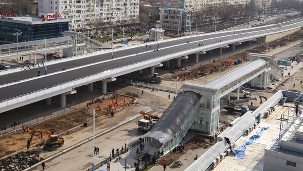 Строительство моста на перекрестке Бунедкор-Мукилик - Sputnik Узбекистан