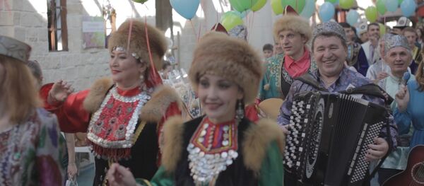 Семь костров Навруза: в Этномире отпраздновали приход весны Семь костров Навруза: в Этномире отпраздновали приход весны - Sputnik Узбекистан